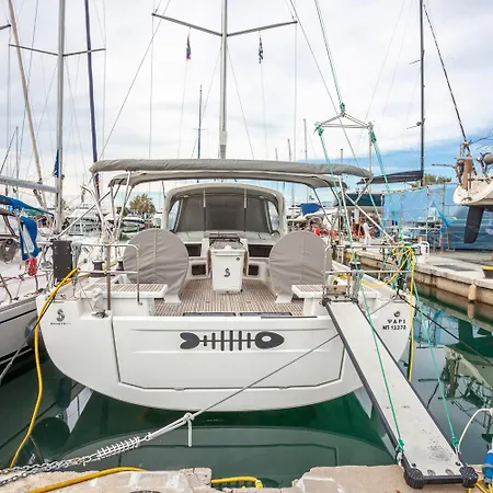 Yacht Psari * Θεσσαλονίκη