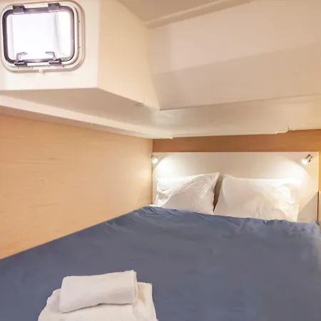 Πλωτό κατάλυμα Yacht Psari Θεσσαλονίκη