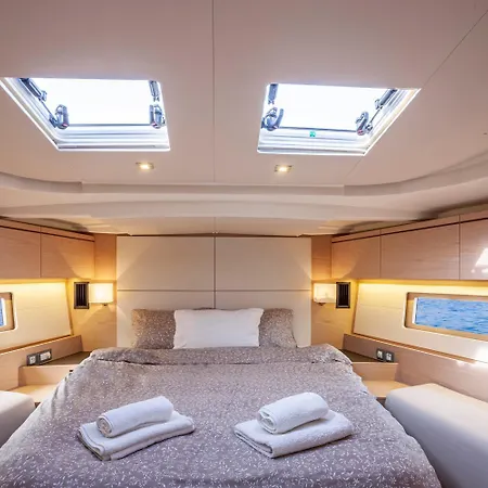 Yacht Psari Πλωτό κατάλυμα *